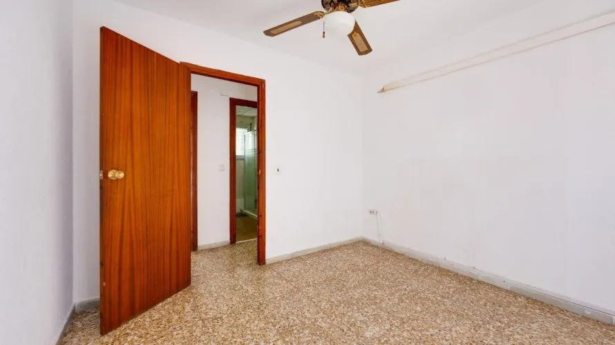 Apartamento de 105m² en Torrevieja, Spain No. 2709 № 4