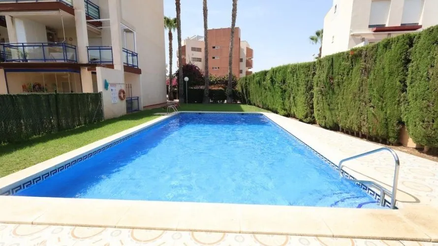 Apartamento de 2 dormitorios en Alicante, Spain No. 2520 № 5