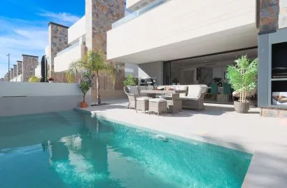Villa de 170m² en Los Alcázares, Spain No. 2647