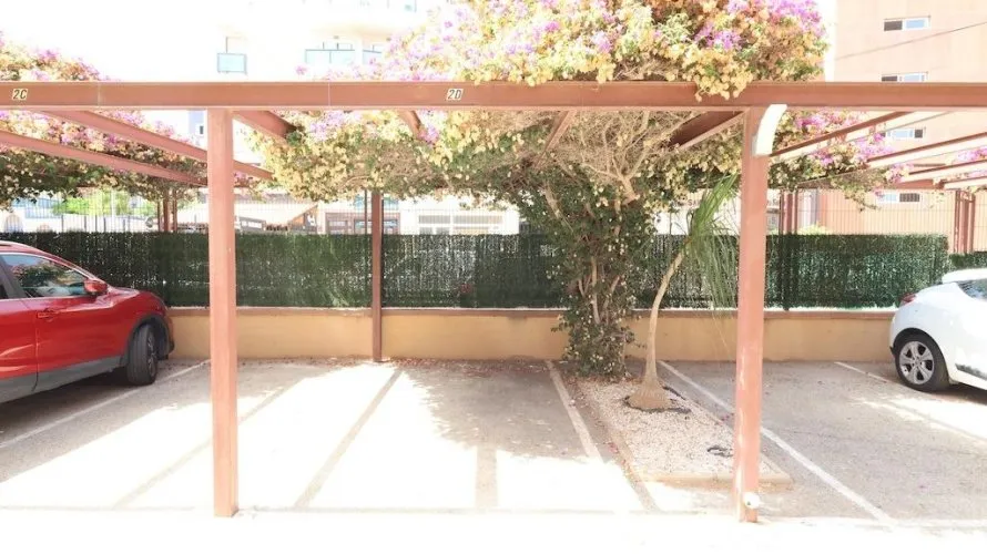 Apartamento de 2 dormitorios en Alicante, Spain No. 2520 № 2