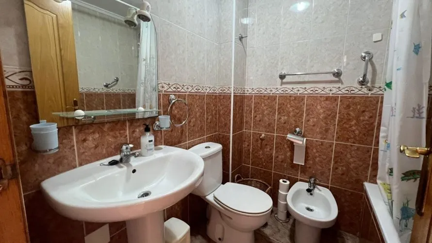 Apartamento de 2 dormitorios en Torrevieja, Spain No. 2530 № 1