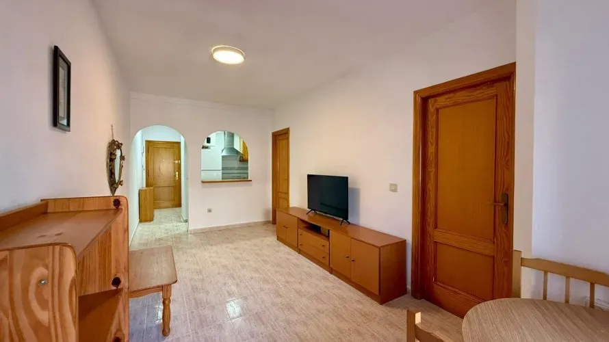 Apartamento de 2 dormitorios en Torrevieja, Spain No. 2635 № 22