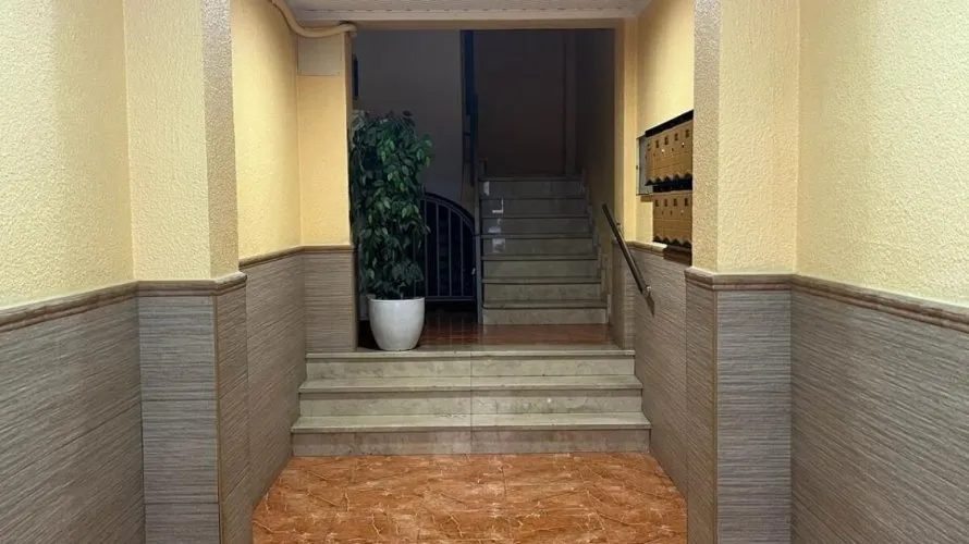 Apartamento de 1 dormitorio en Torrent, Spain No. 2615 № 2