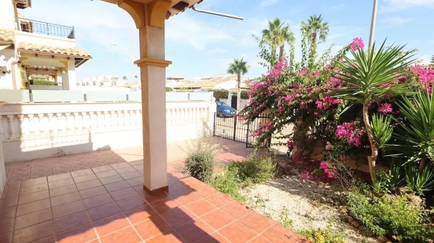 Сasa de 2 dormitorios en Playa Flamenca II, Spain No. 2660 № 1