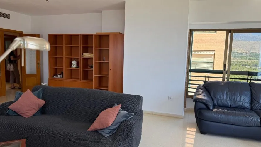 Apartamento de 3 dormitorios en Benidorm, Spain No. 2654 № 27