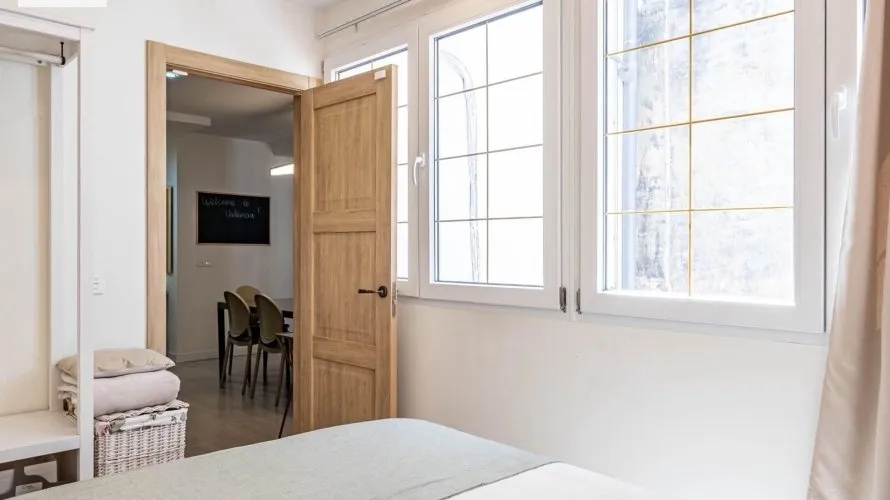 Apartamento de 3 dormitorios en Valencia, Spain No. 2656 № 5