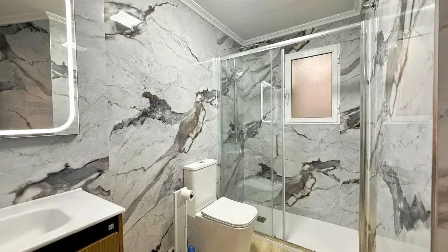 Apartamento de 2 dormitorios en Torrevieja, Spain No. 2502 № 3