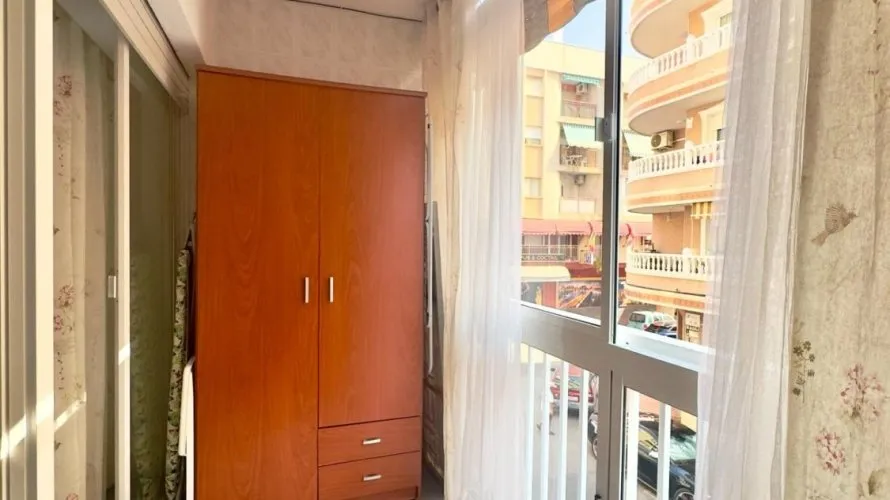 Apartamento de 1 dormitorio en Torrevieja, Spain No. 2612 № 11