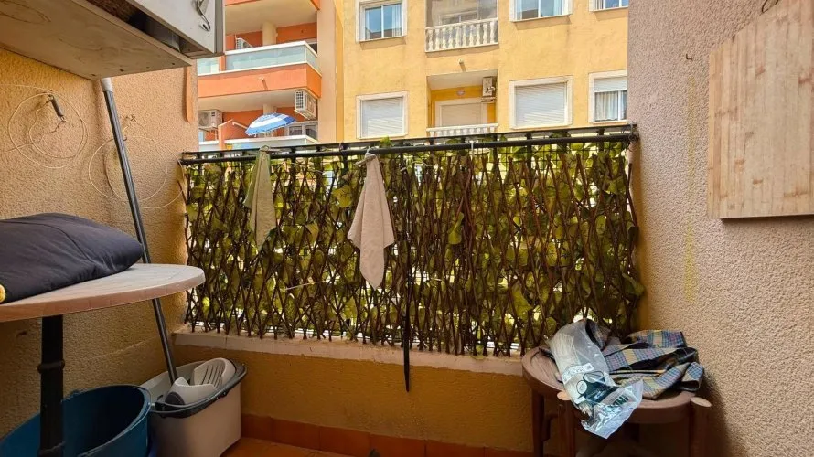 Apartamento de 1 dormitorio en Torrevieja, Spain No. 2492 № 6