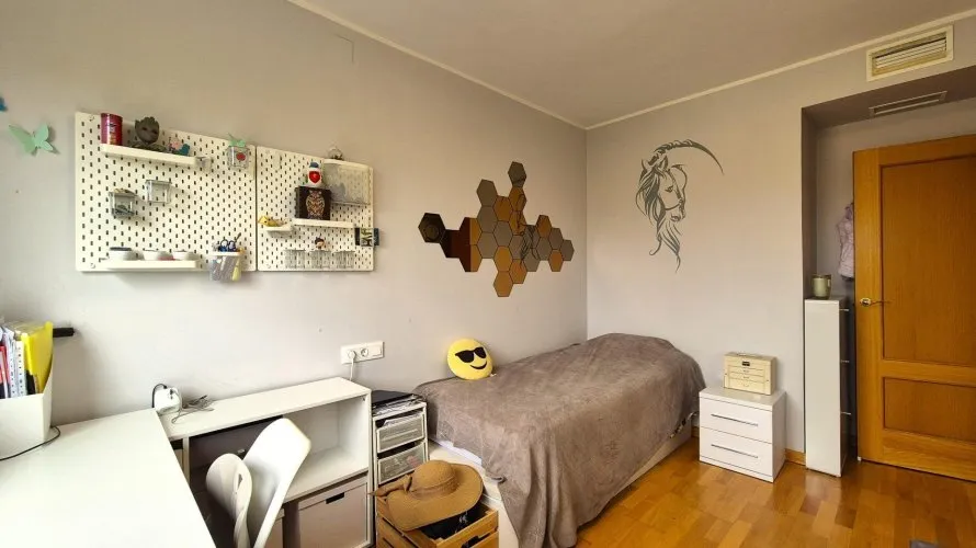 Apartamento de 1 dormitorio en Alicante, Spain No. 2562 № 14