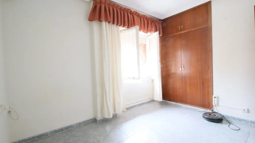 Apartamento de 2 dormitorios en Alicante, Spain No. 2522 № 9