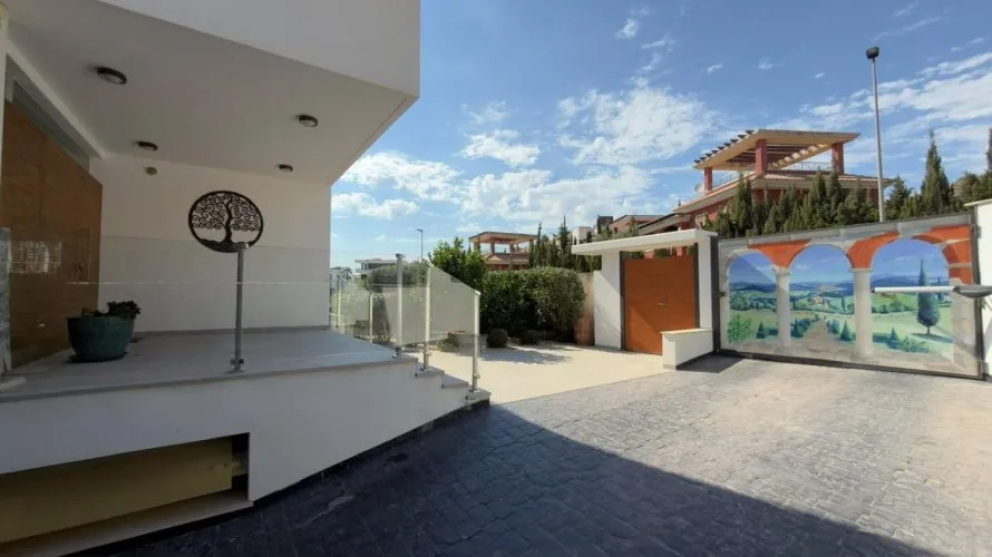 Villa de 324m² en Finestrat, Spain No. 2829 № 24