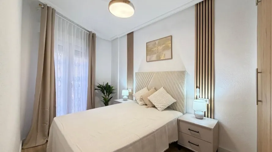 Apartamento de 1 dormitorio en Torrevieja, Spain No. 2833 № 26
