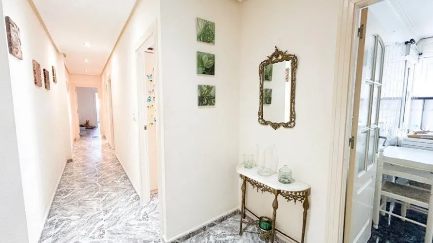 Ático de 1 dormitorio en Torrevieja, Spain No. 2791 № 1