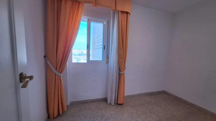 Apartamento de 1 dormitorio en Alicante, Spain No. 2846 № 15