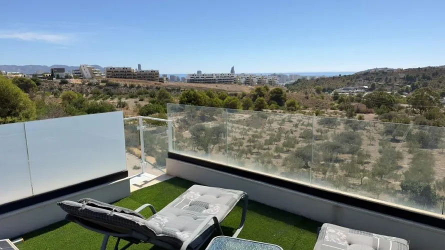 Villa de 3 dormitorios en Finestrat, Spain No. 2898 № 12