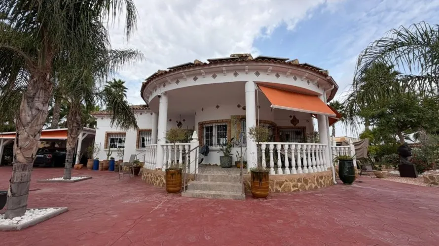 Apartamento de 4 dormitorios en Catral, Spain No. 2822 № 24