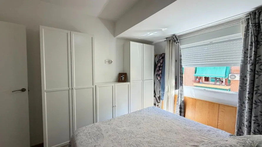 Apartamento de 1 dormitorio en Alicante, Spain No. 2889 № 3