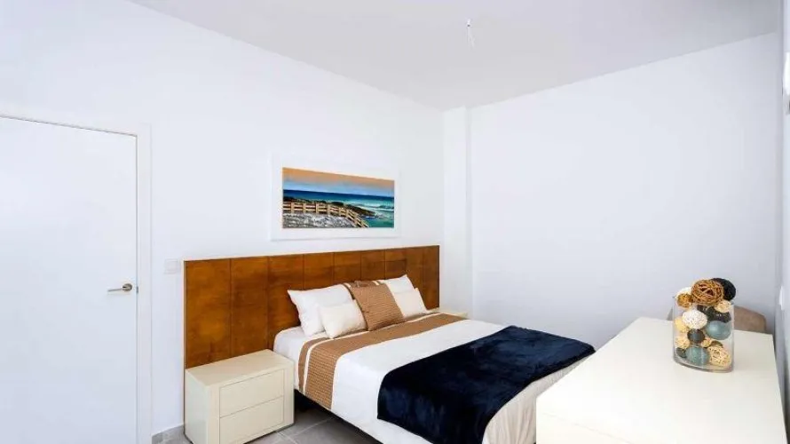 Villa de 3 chambres à Daya Nueva, Spain No. 275 № 12