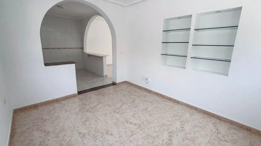 Villa de 3 chambres à Ciudad Quesada, Spain No. 819 № 6