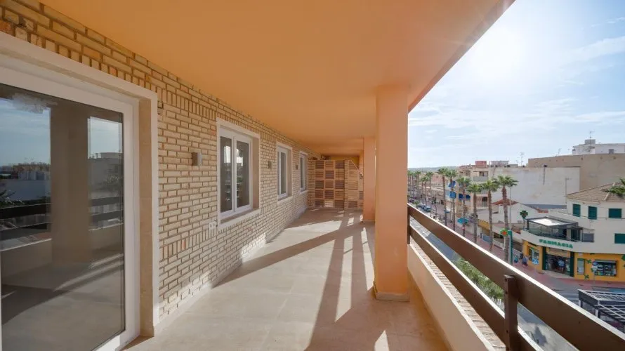 Apartment de 3 chambres à Torrevieja, Spain No. 903 № 5