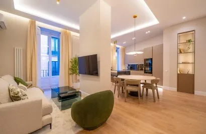 Apartment de 3 chambres à Madrid, Spain No. 168