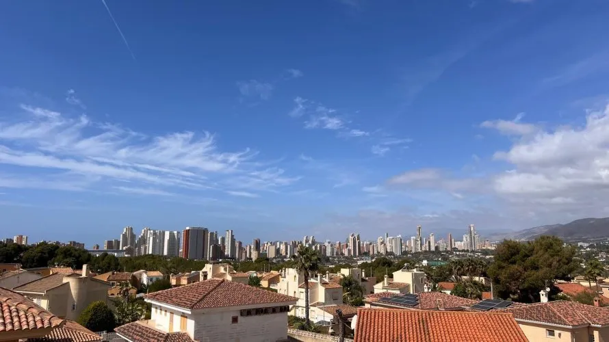 Villa de 480m² à Benidorm, Spain No. 656 № 9