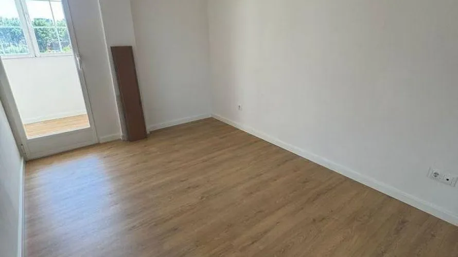 Apartment de 2 chambres à Madrid, Spain No. 908 № 22
