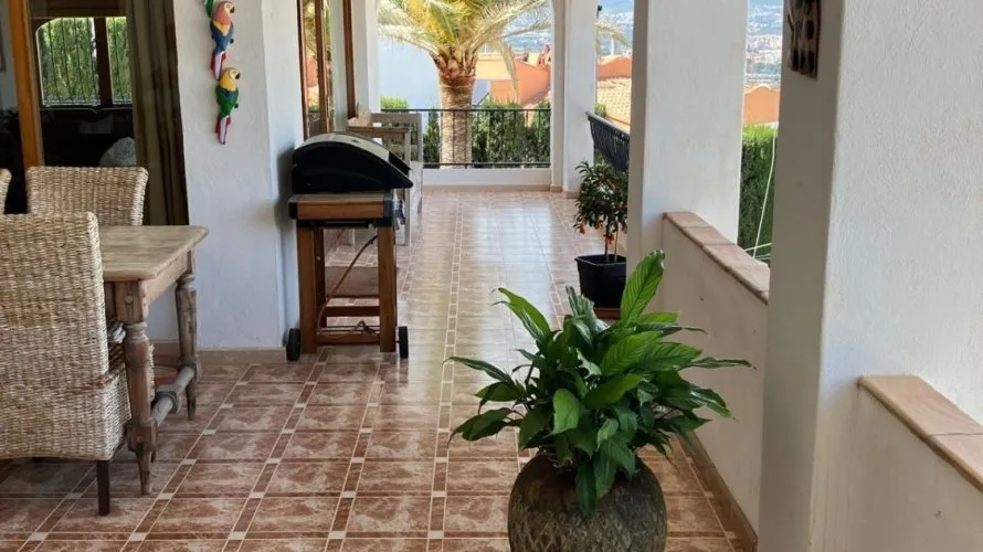 Villa de 4 chambres à Albir, Spain No. 586 № 25