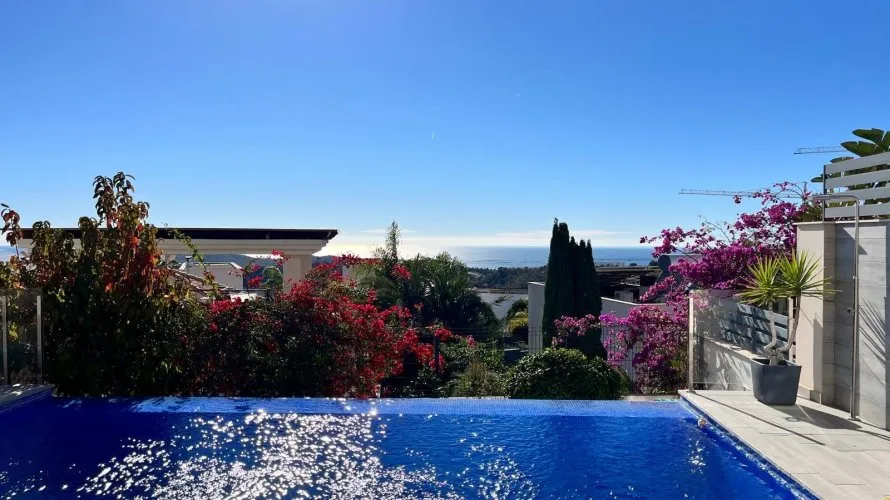 Villa de 3 chambres à Finestrat, Spain No. 472 № 2