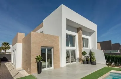 Villa de 3 chambres à Algorfa, Spain No. 565