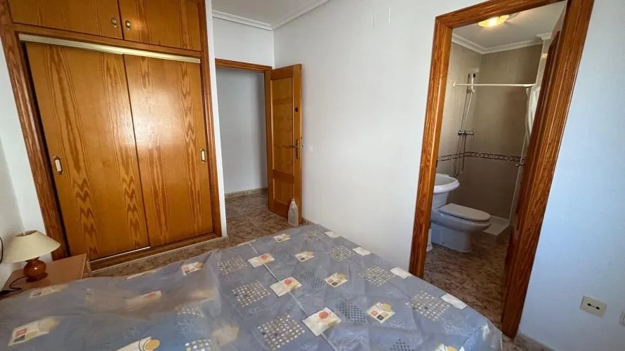 Apartment de 1 chambre à Torrevieja, Spain No. 233