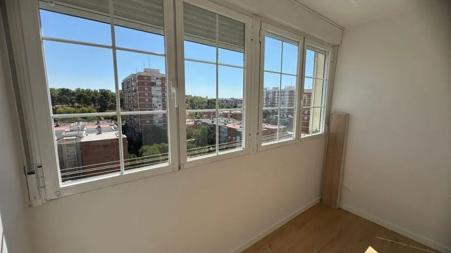 Apartment de 2 chambres à Madrid, Spain No. 908 № 13