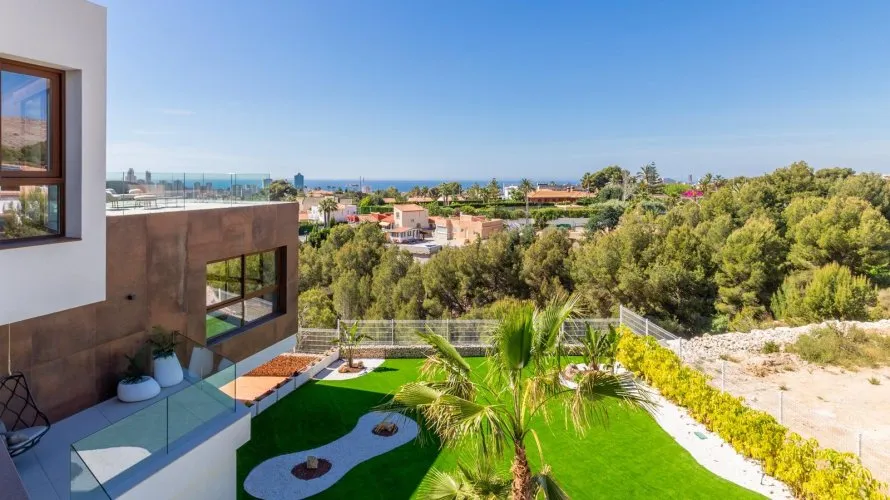 Villa de 4 chambres à Benidorm, Spain No. 457 № 21