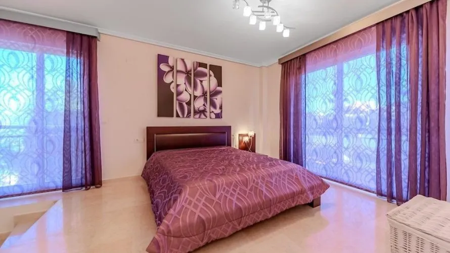 Villa de 5 chambres à Torrevieja, Spain No. 734 № 27