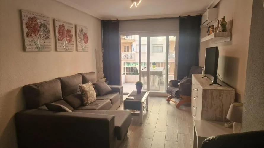 Apartment de 3 chambres à Torrevieja, Spain No. 244 № 1