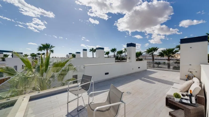 Villa de 3 chambres à La Zenia, Spain No. 247 № 7