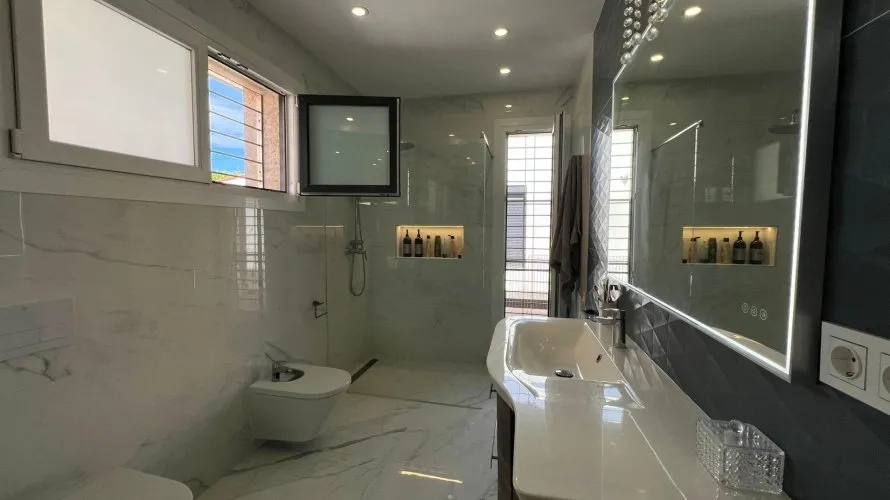 Villa de 5 chambres à La Mata, Spain No. 613 № 20