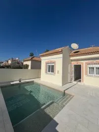 Villa de 2 chambres à Torreblanca, Spain No. 138
