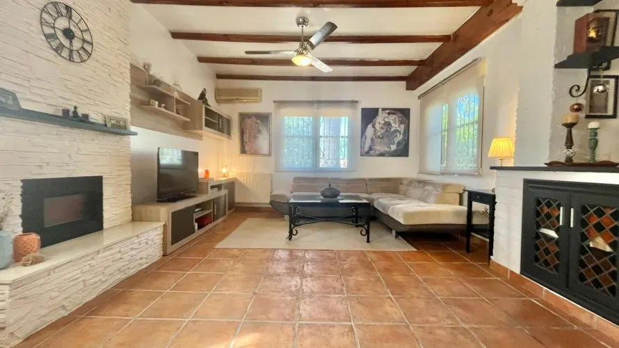 Villa de 3 chambres à Torrevieja, Spain No. 742 № 20