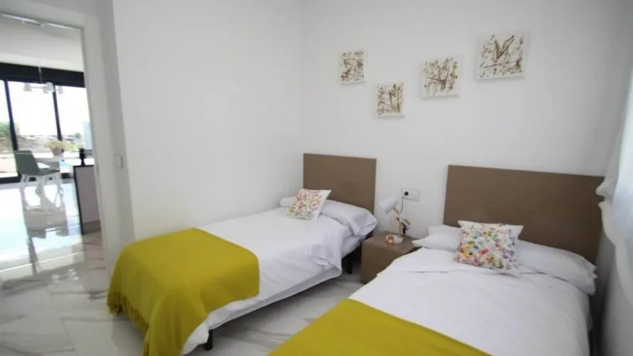 Villa de 168m² à Campoamor, Spain No. 248 № 2