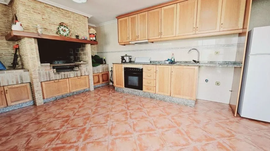 Villa de 5 chambres à Torrevieja, Spain No. 716 № 8