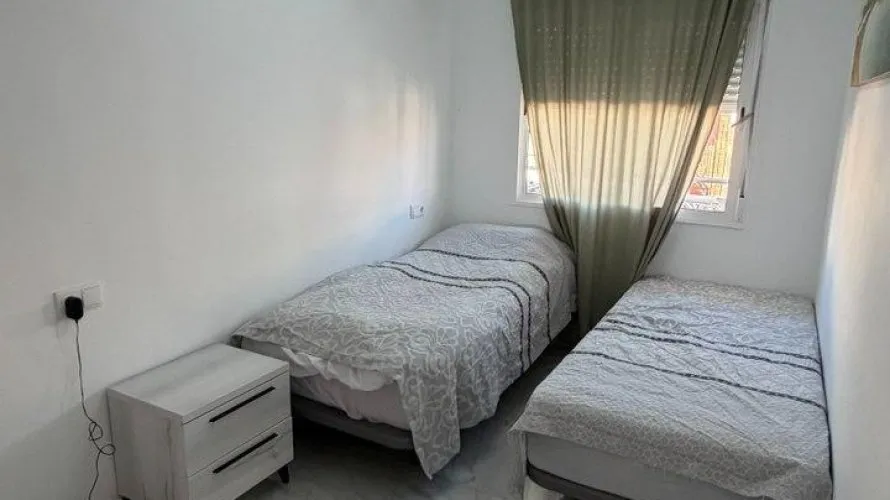 Apartment de 3 chambres à Torrevieja, Spain No. 953 № 1