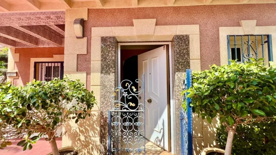 Villa de 3 chambres à Torrevieja, Spain No. 120 № 24