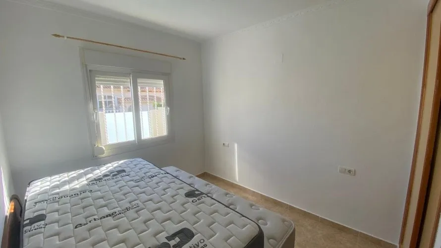 Villa de 2 chambres à Torreblanca, Spain No. 138 № 14