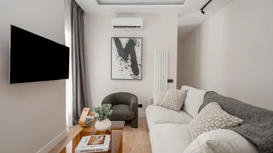 Apartment de 3 chambres à Madrid, Spain No. 550