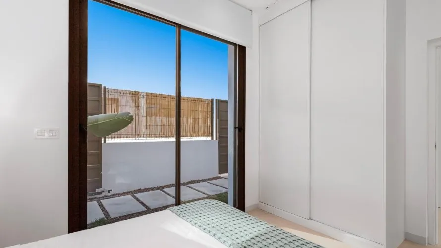 Villa de 3 chambres à Los Alcazares, Spain No. 829 № 20