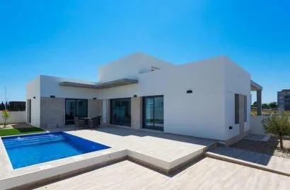 Villa de 3 chambres à Daya Nueva, Spain No. 275