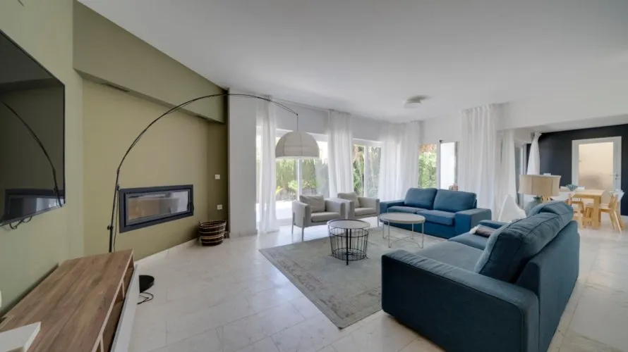 Villa de 4 chambres à Albir, Spain No. 539