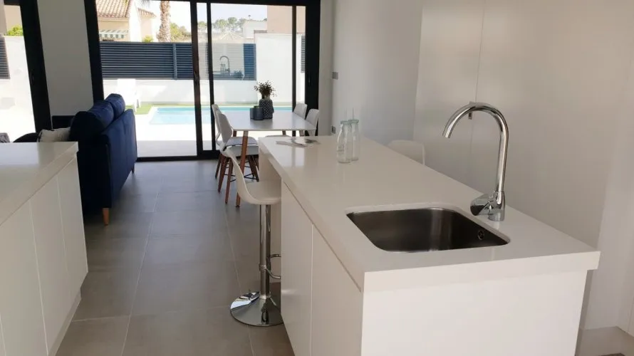 Villa de 3 chambres à Pinar De Campoverde, Spain No. 345 № 4